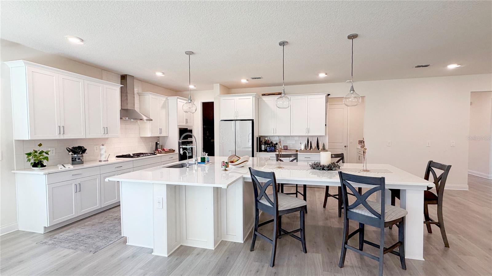 Image 27 of 56 For 727 Annabell Ridge Road