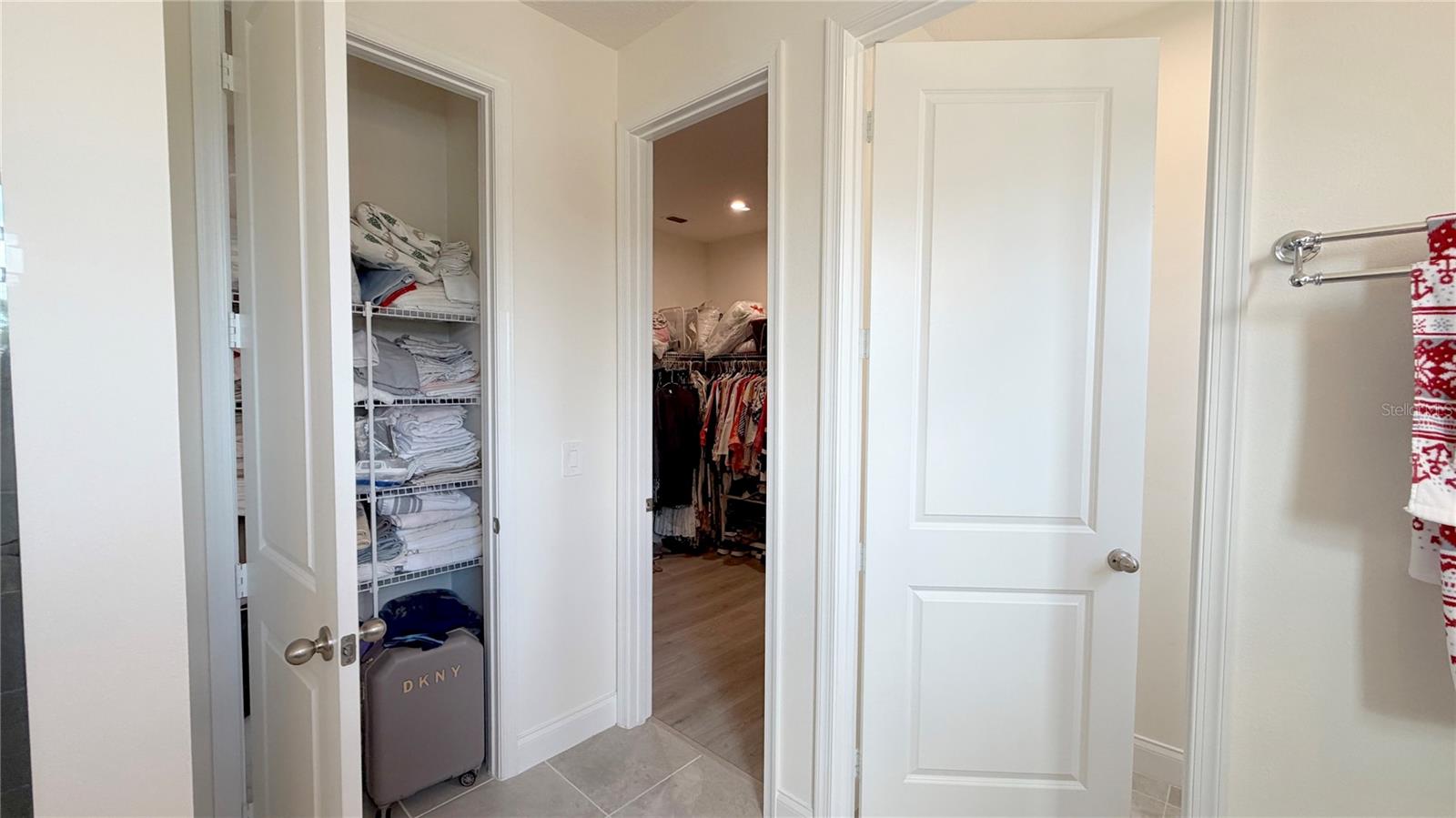 Image 37 of 56 For 727 Annabell Ridge Road