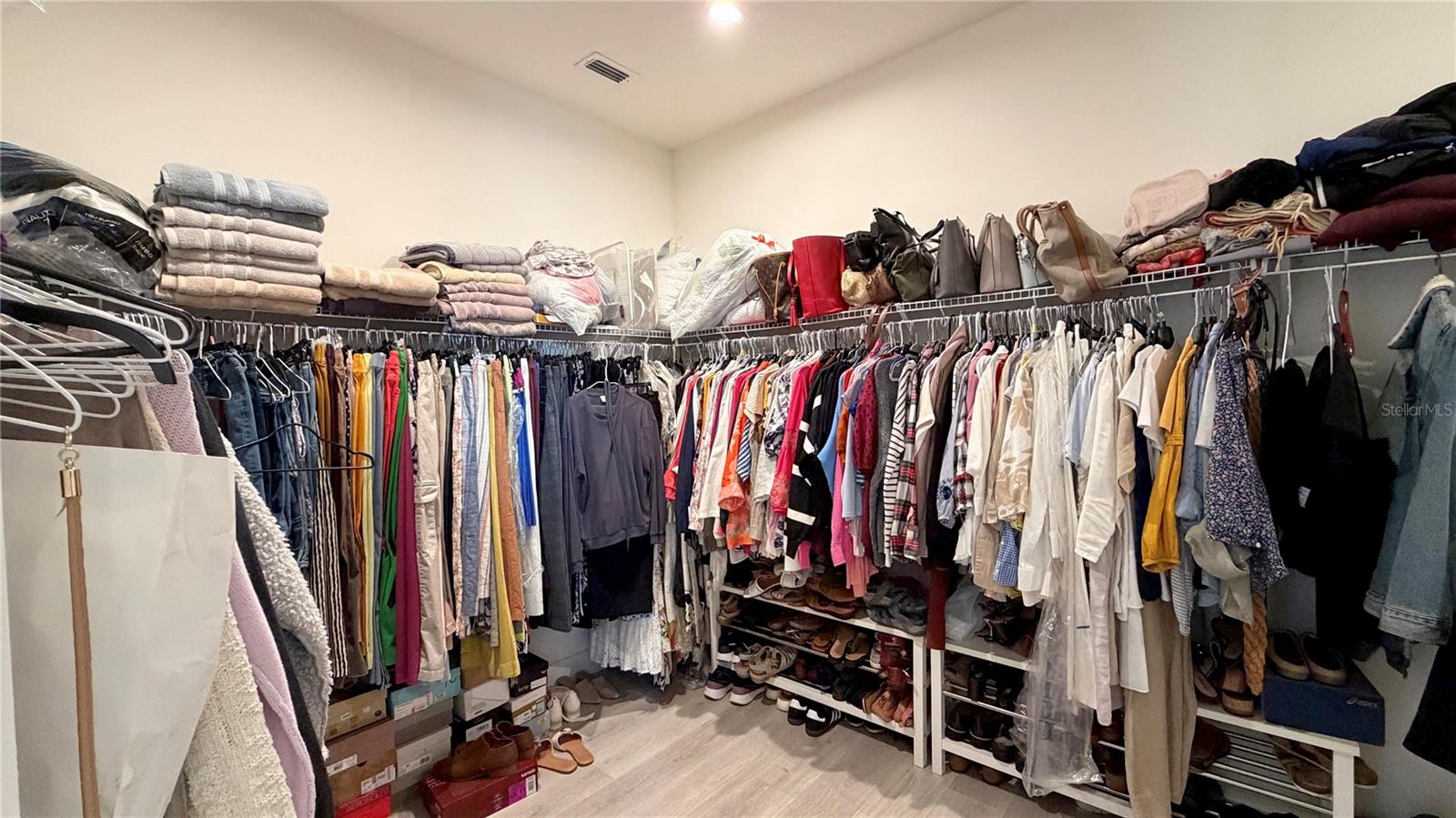 Image 38 of 56 For 727 Annabell Ridge Road