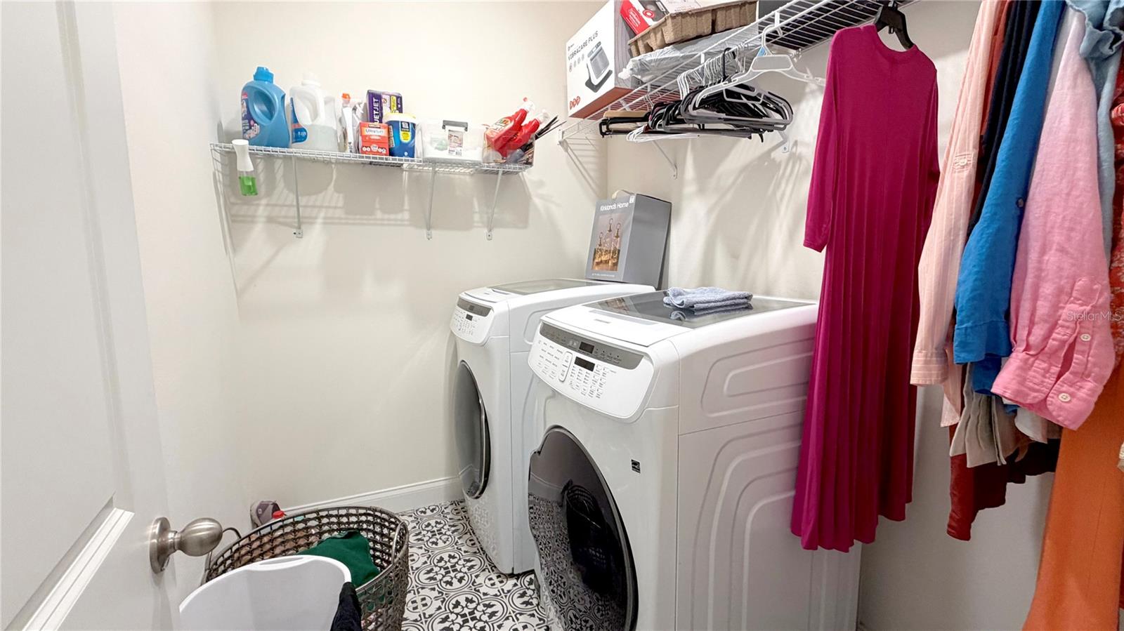 Image 43 of 56 For 727 Annabell Ridge Road