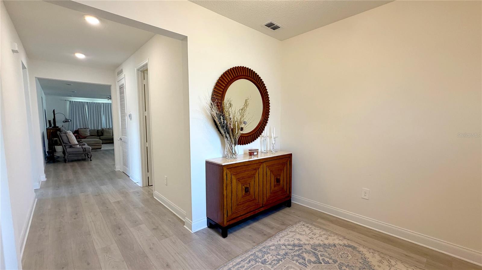 Image 6 of 56 For 727 Annabell Ridge Road