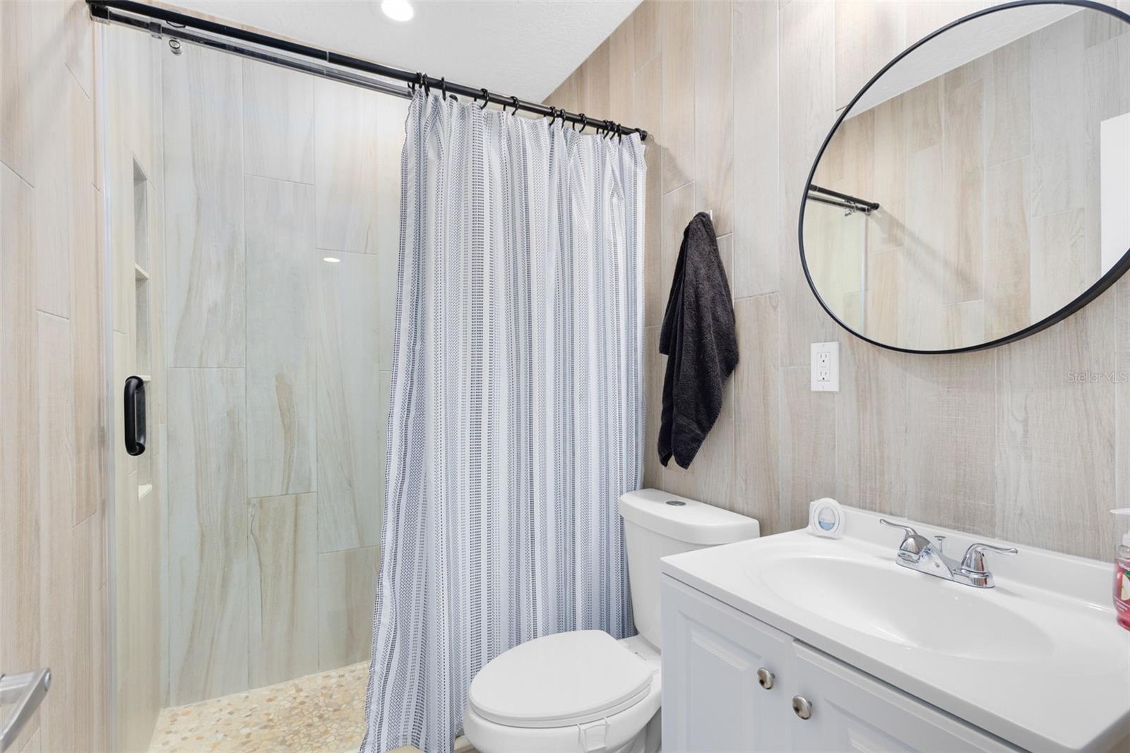 Image 16 of 28 For 1214 Maverick Drive