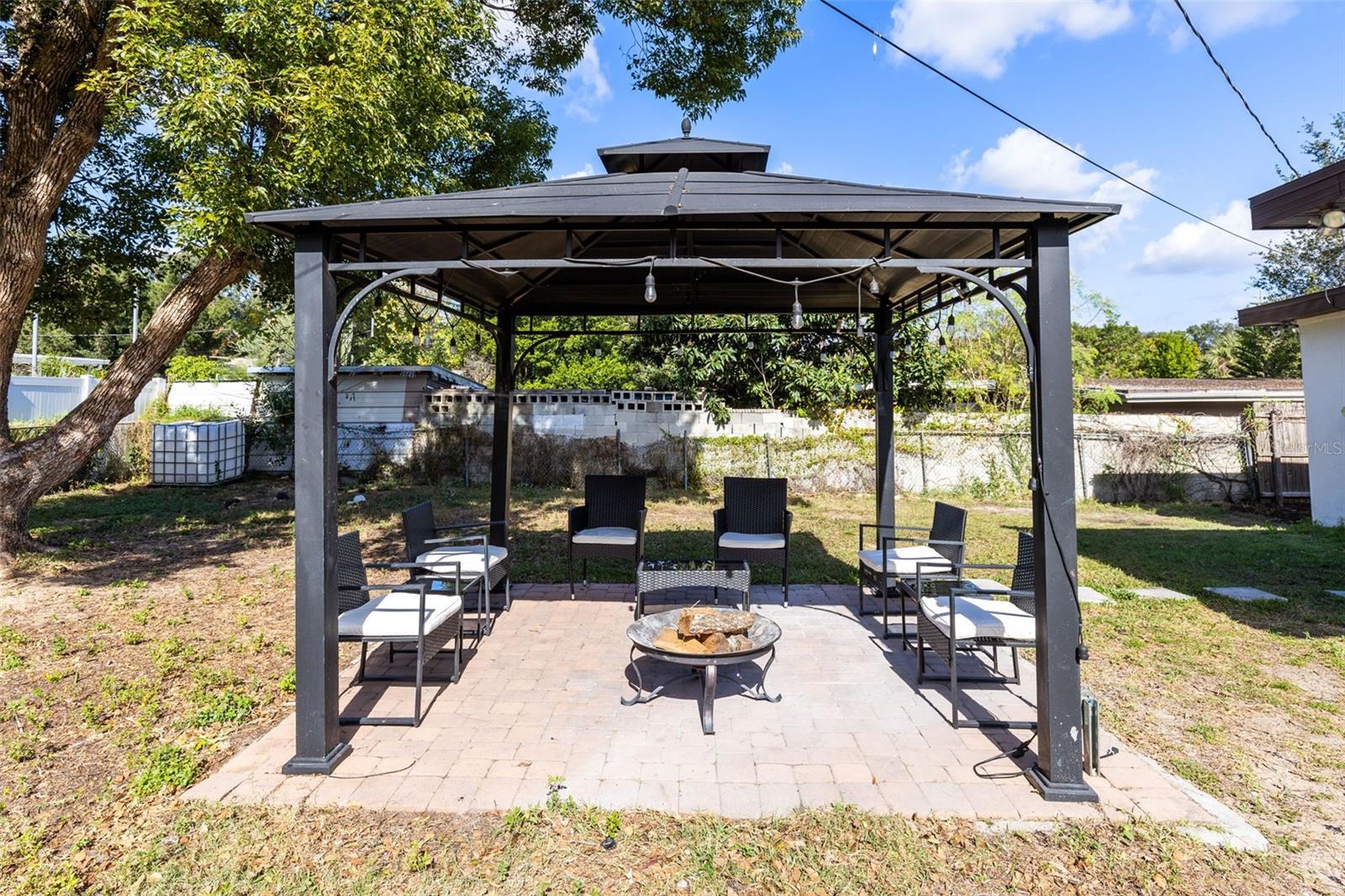 Image 18 of 28 For 1214 Maverick Drive