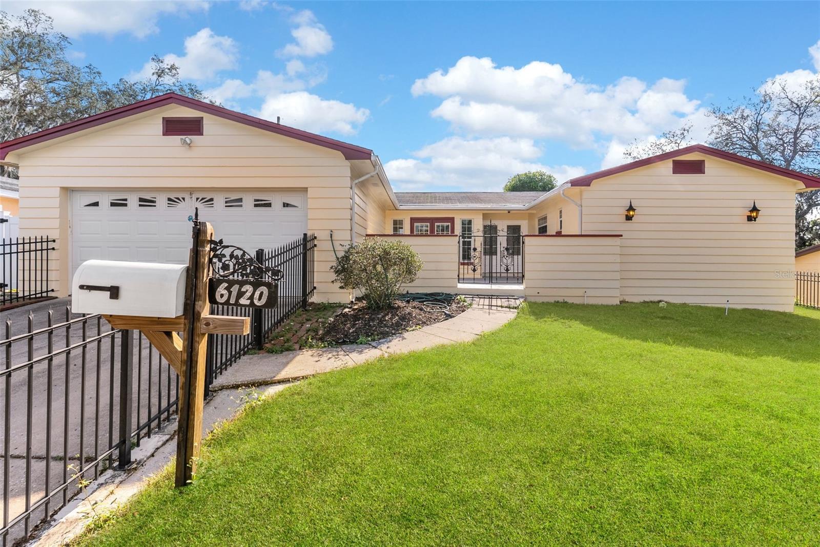 Details for 6120 Castlewood Lane, ORLANDO, FL 32808