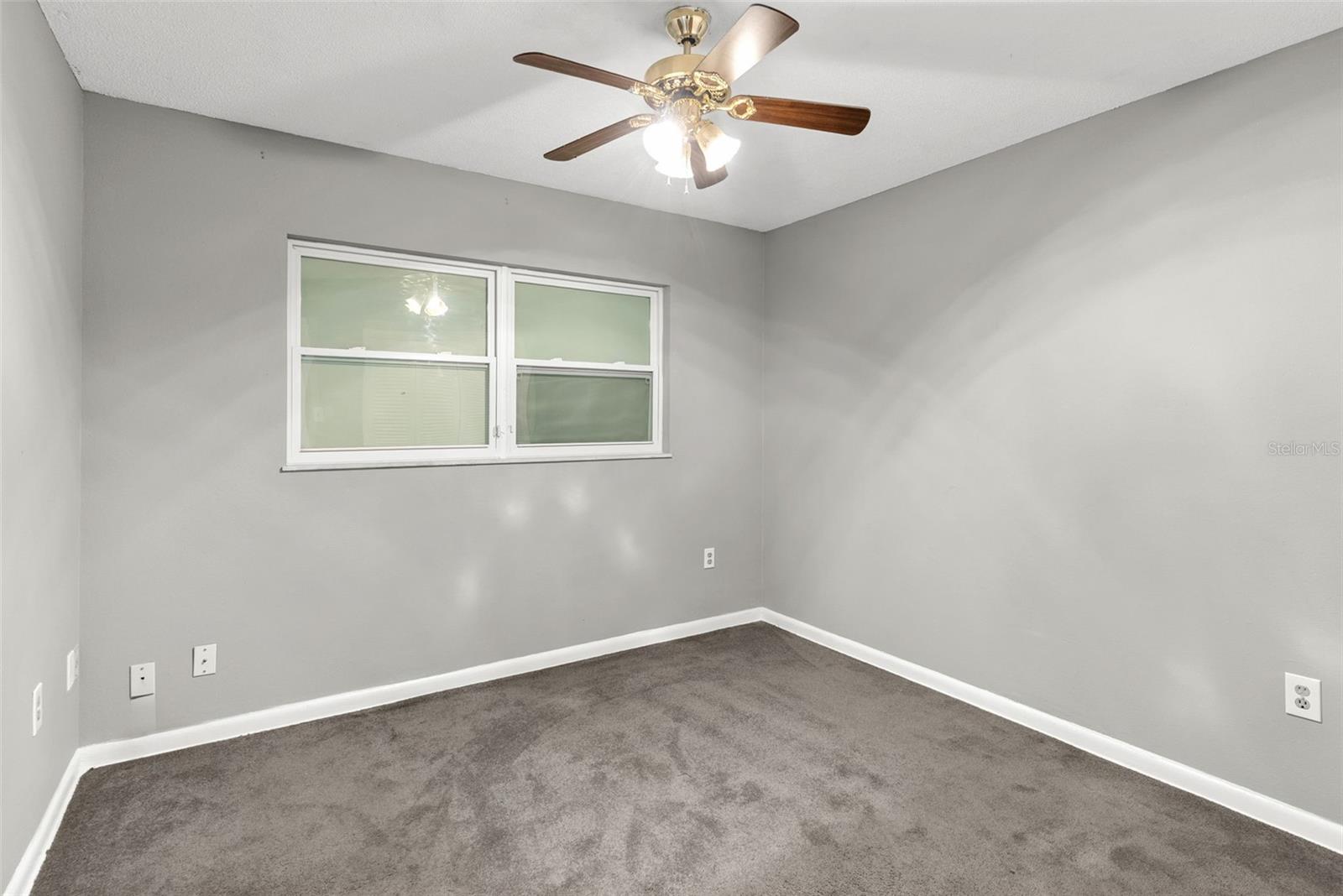 Image 21 of 37 For 6120 Castlewood Lane