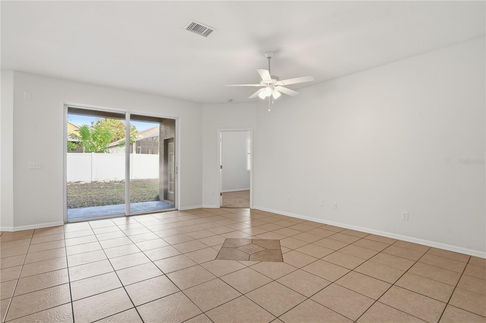 Image 14 of 39 For 12628 Bramfield Drive