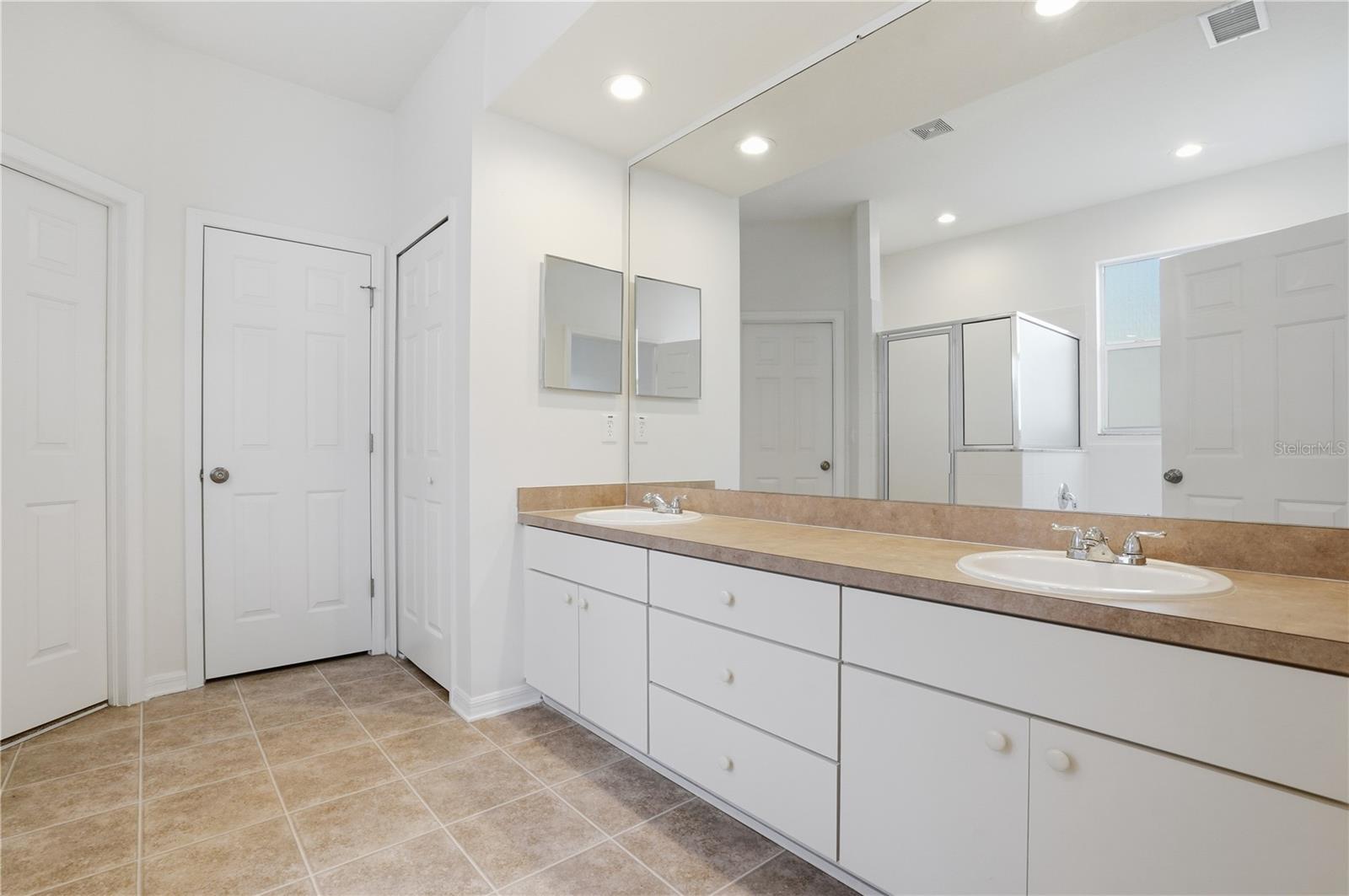 Image 29 of 39 For 12628 Bramfield Drive