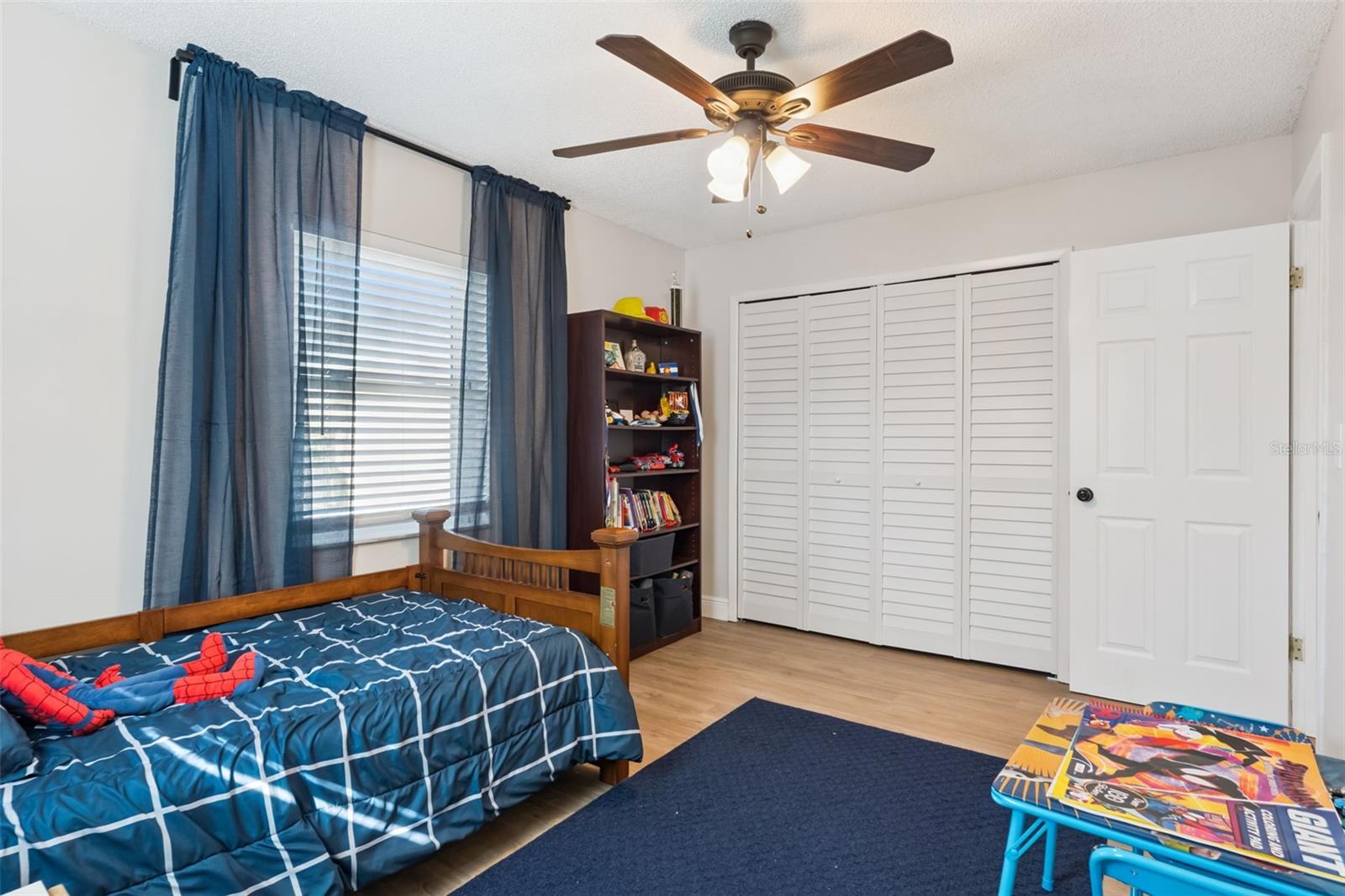 Image 18 of 48 For 10016 Bridlewood Avenue