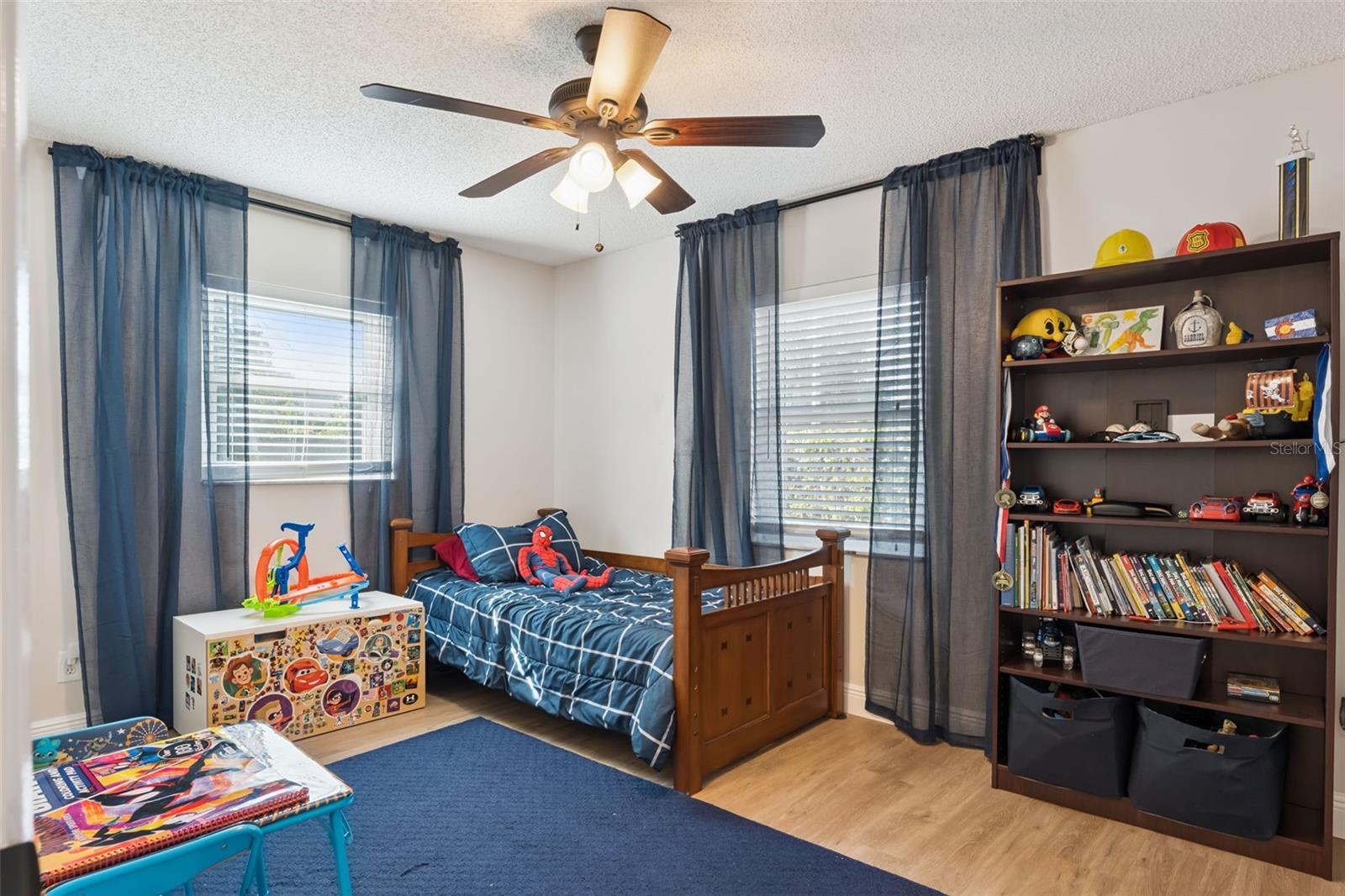 Image 19 of 48 For 10016 Bridlewood Avenue