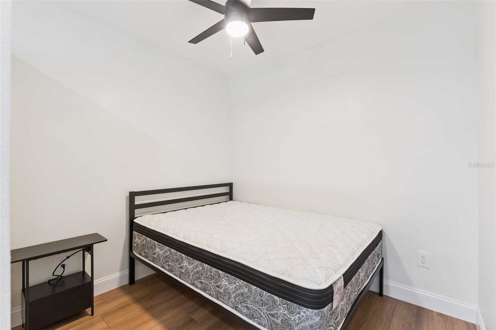 Image 27 of 48 For 10016 Bridlewood Avenue