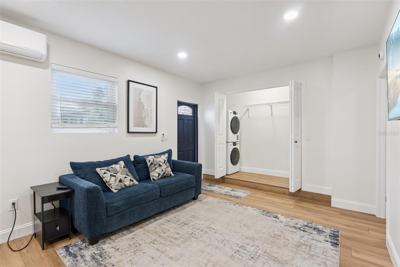 Image 29 of 48 For 10016 Bridlewood Avenue