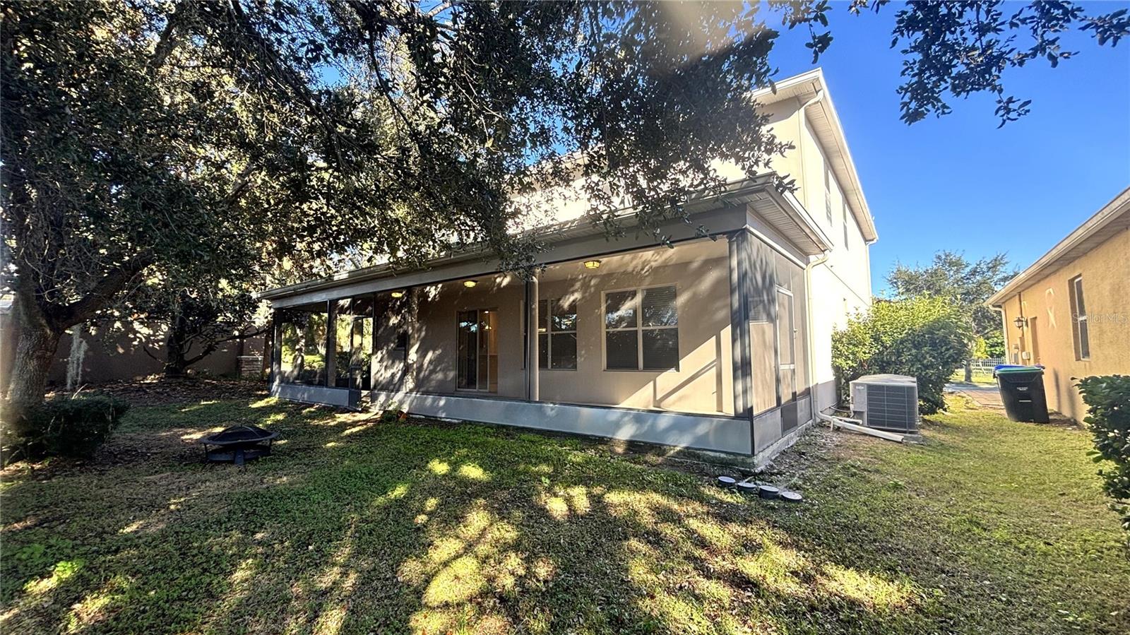 Image 22 of 27 For 11892 Thatcher Avenue