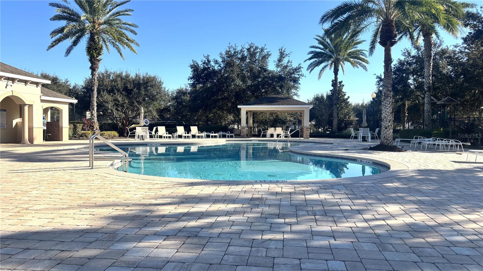 Image 24 of 27 For 11892 Thatcher Avenue