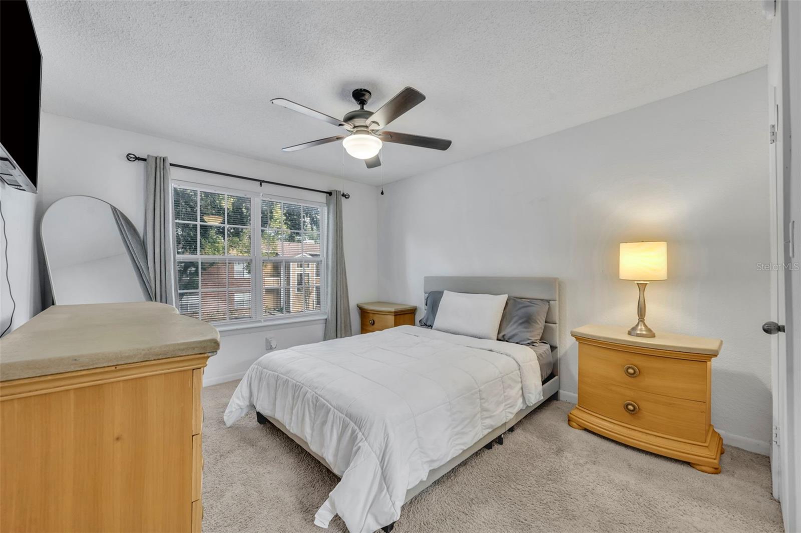 Image 13 of 21 For 5600 Devonbriar Way N203