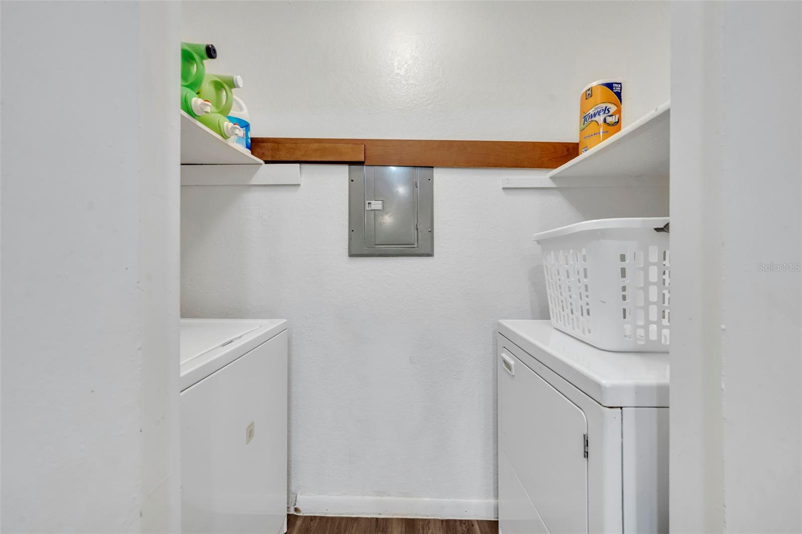 Image 18 of 21 For 5600 Devonbriar Way N203