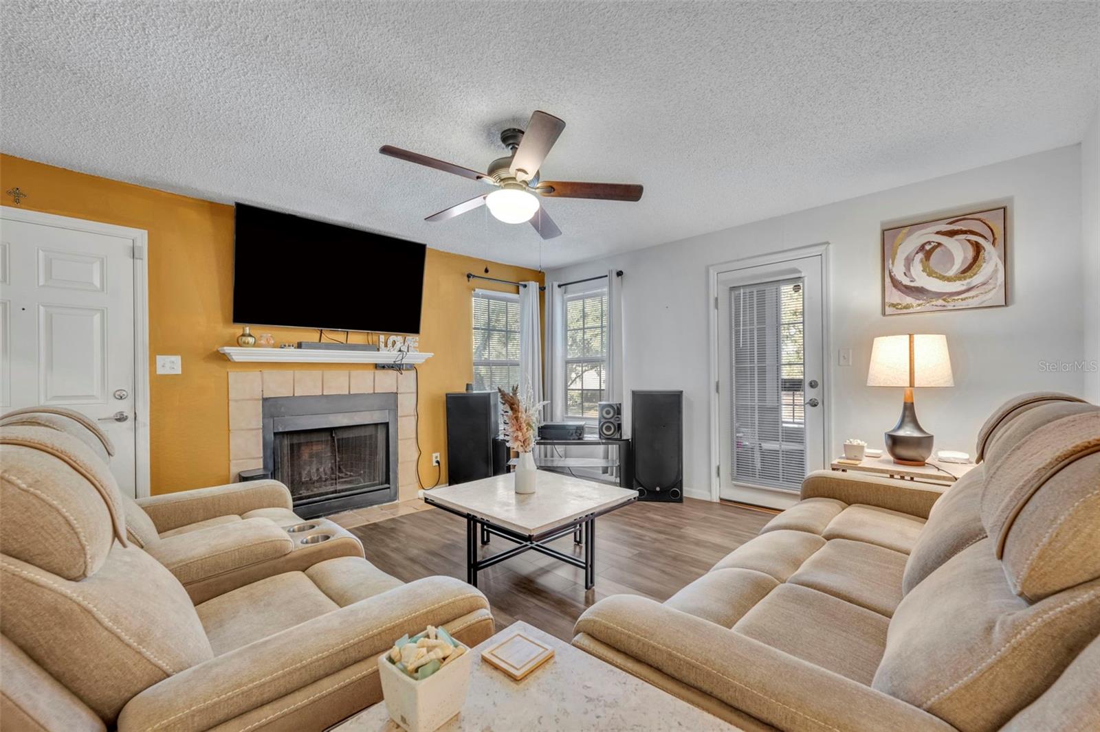 Image 5 of 21 For 5600 Devonbriar Way N203