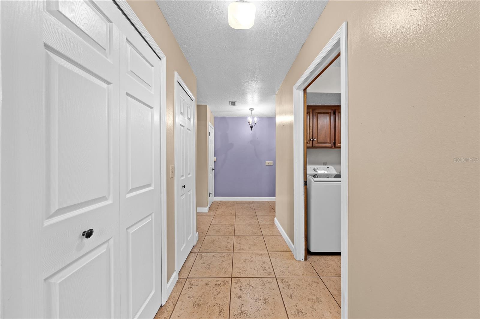 Image 13 of 71 For 215 Lake Shore Boulevard