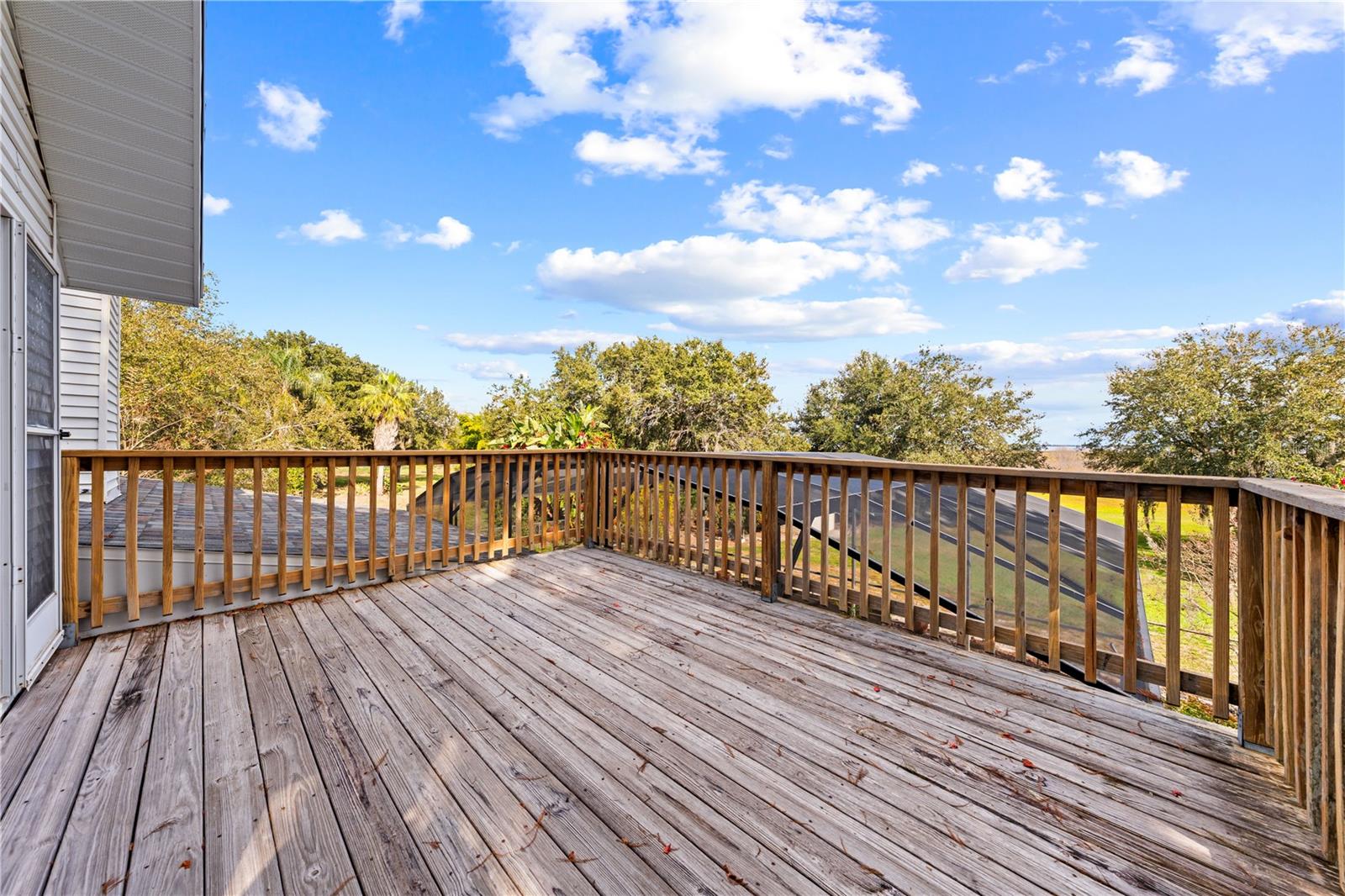 Image 46 of 71 For 215 Lake Shore Boulevard