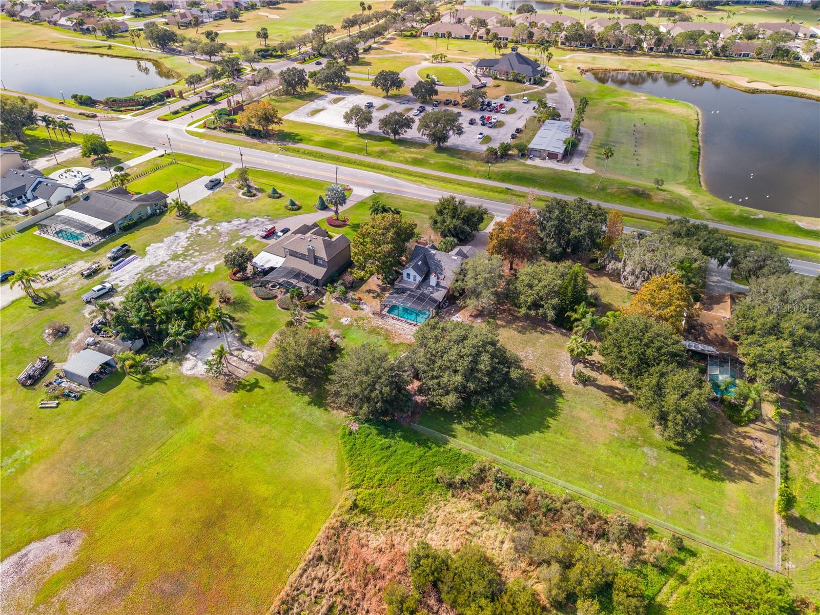 Image 63 of 71 For 215 Lake Shore Boulevard