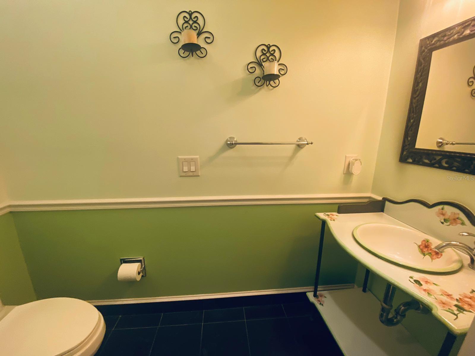 Image 15 of 42 For 3838 Regents Way