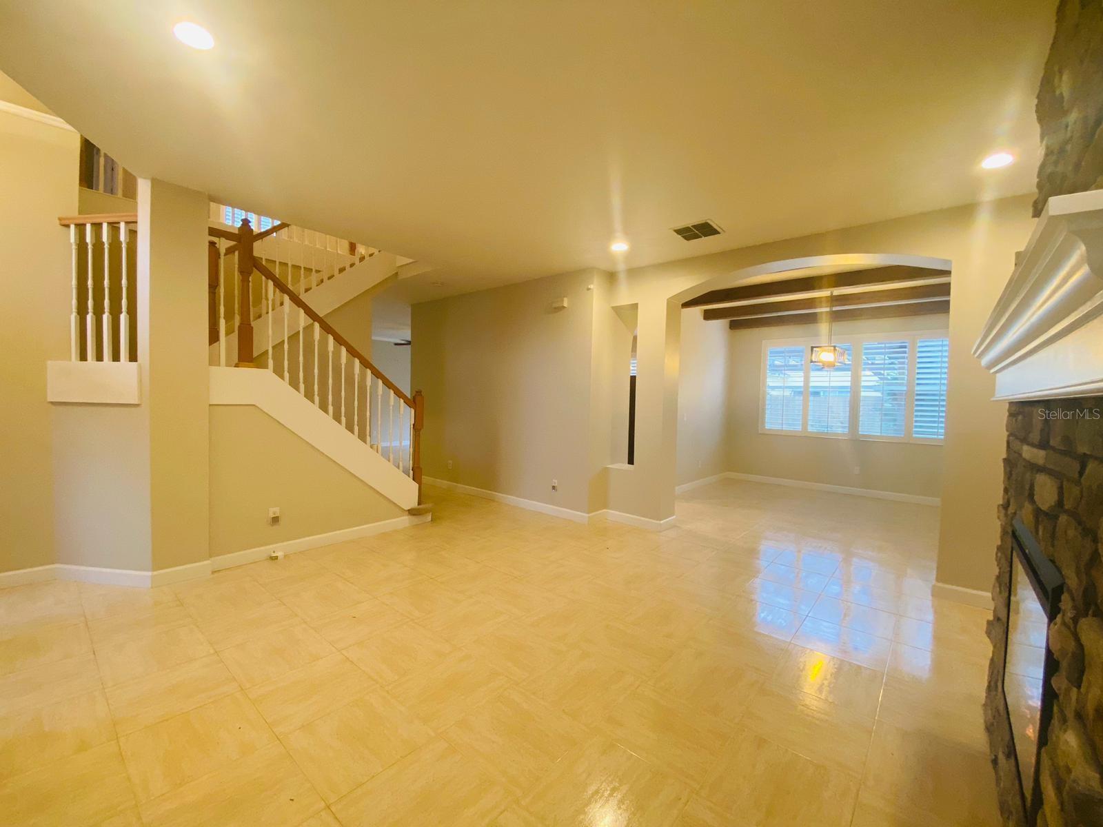 Image 7 of 42 For 3838 Regents Way