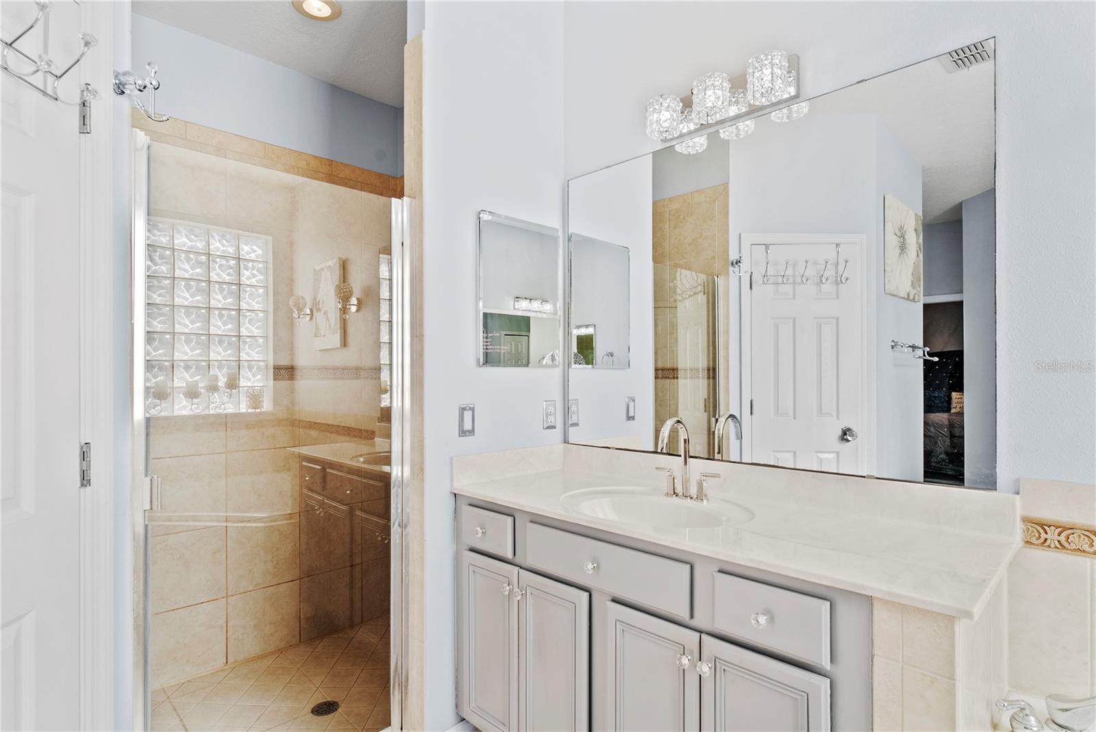 Image 29 of 46 For 2556 Cabernet Circle