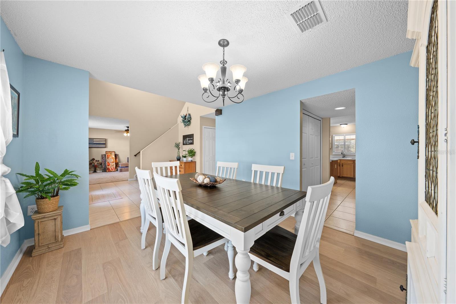 Image 11 of 67 For 6114 Waterfield Way