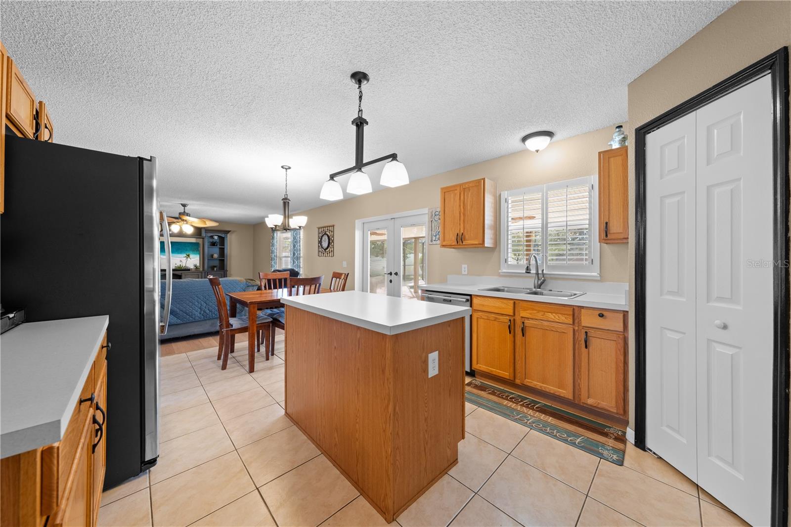 Image 20 of 67 For 6114 Waterfield Way