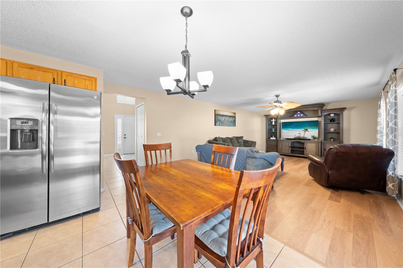 Image 23 of 67 For 6114 Waterfield Way