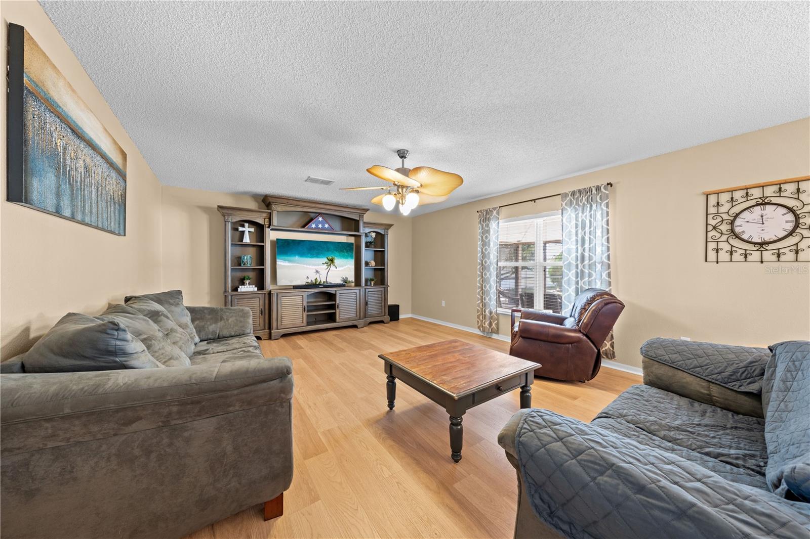 Image 25 of 67 For 6114 Waterfield Way