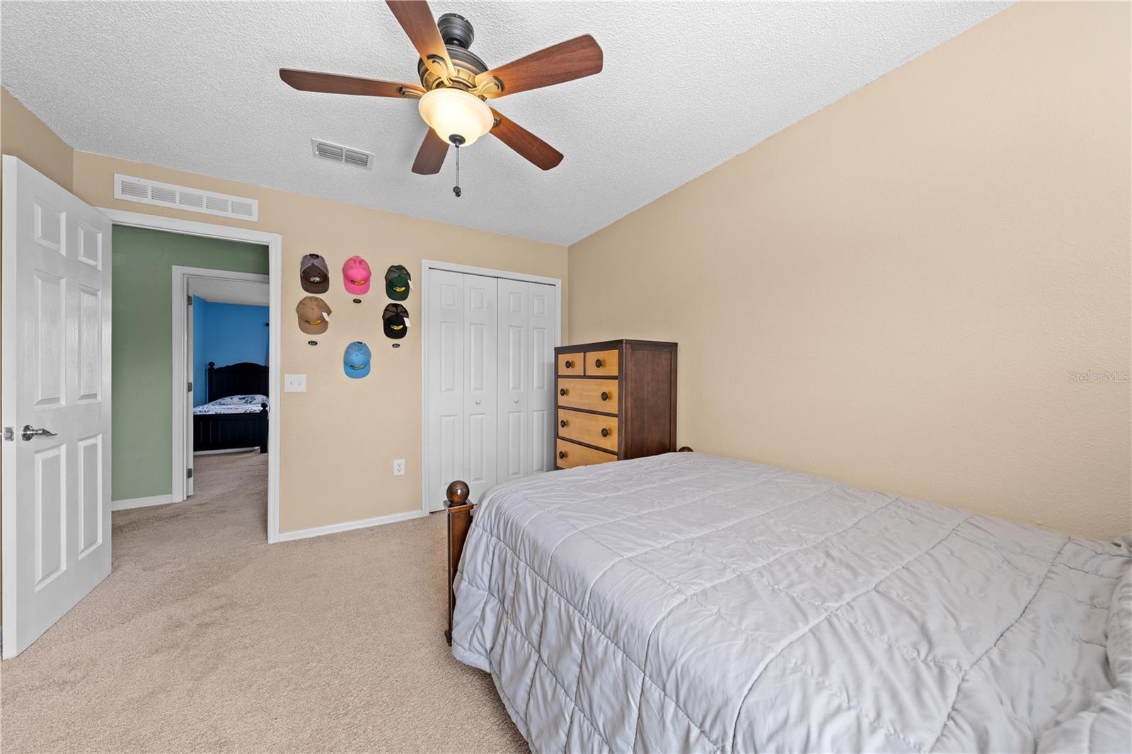 Image 34 of 67 For 6114 Waterfield Way