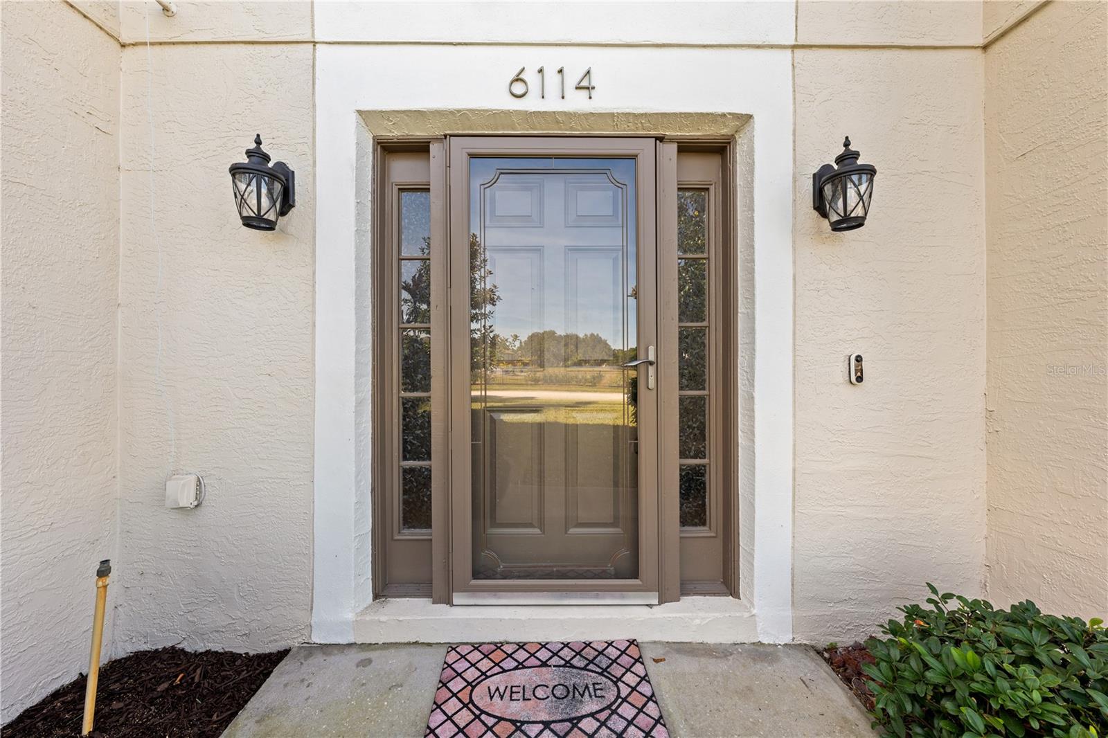 Image 4 of 67 For 6114 Waterfield Way