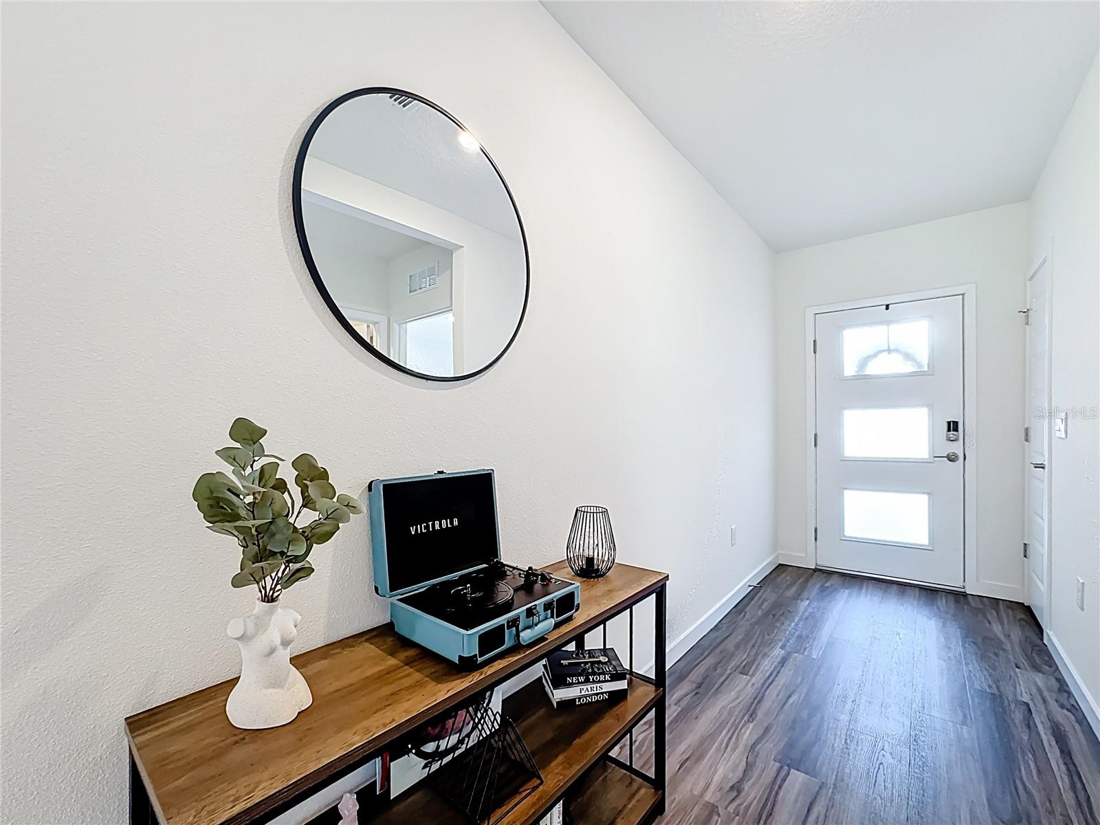 Image 5 of 35 For 348 Talisi Loop