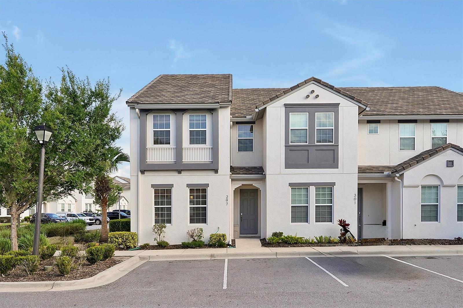Image 3 of 80 For 297 Captiva Drive