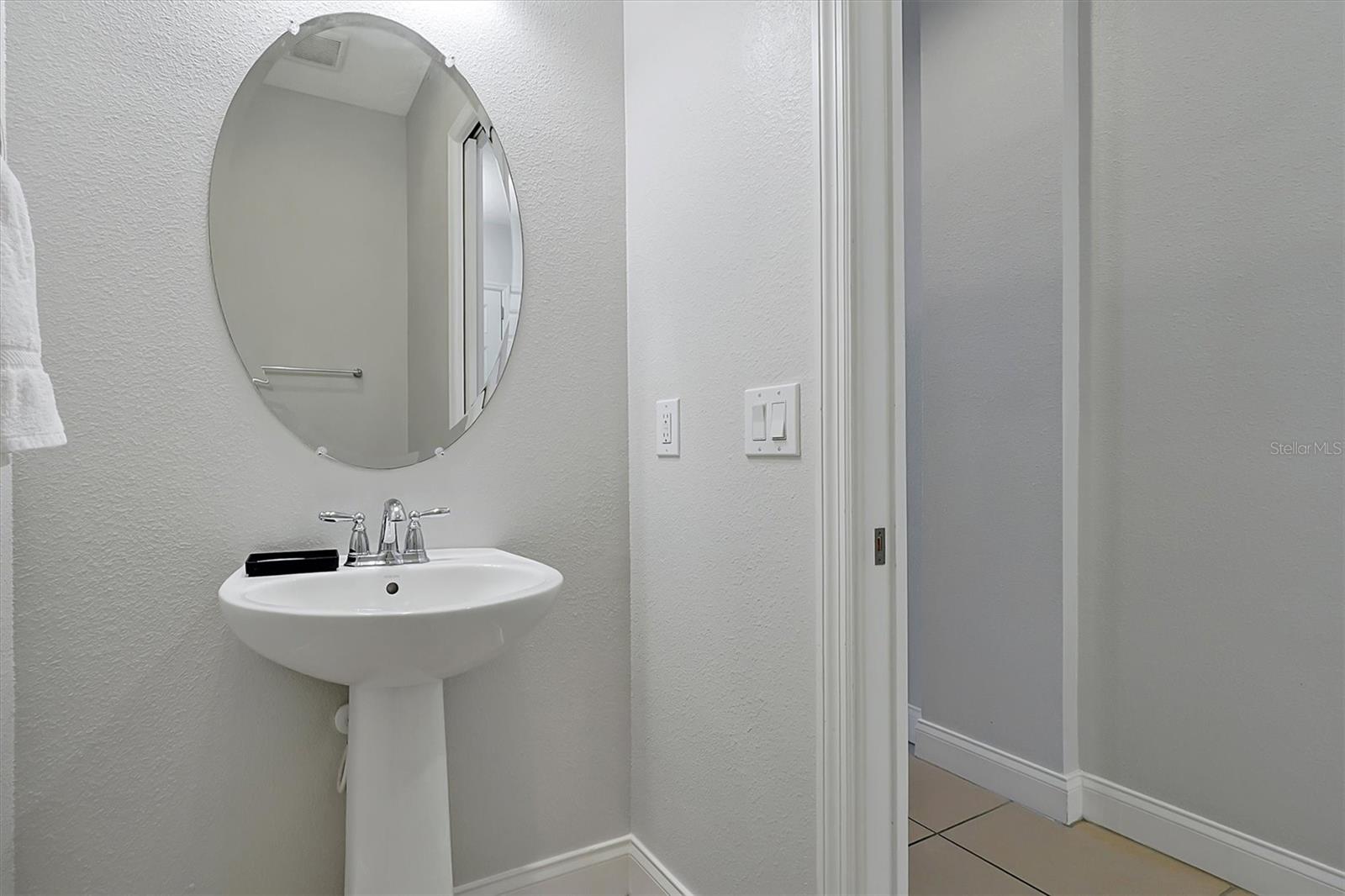 Image 32 of 80 For 297 Captiva Drive