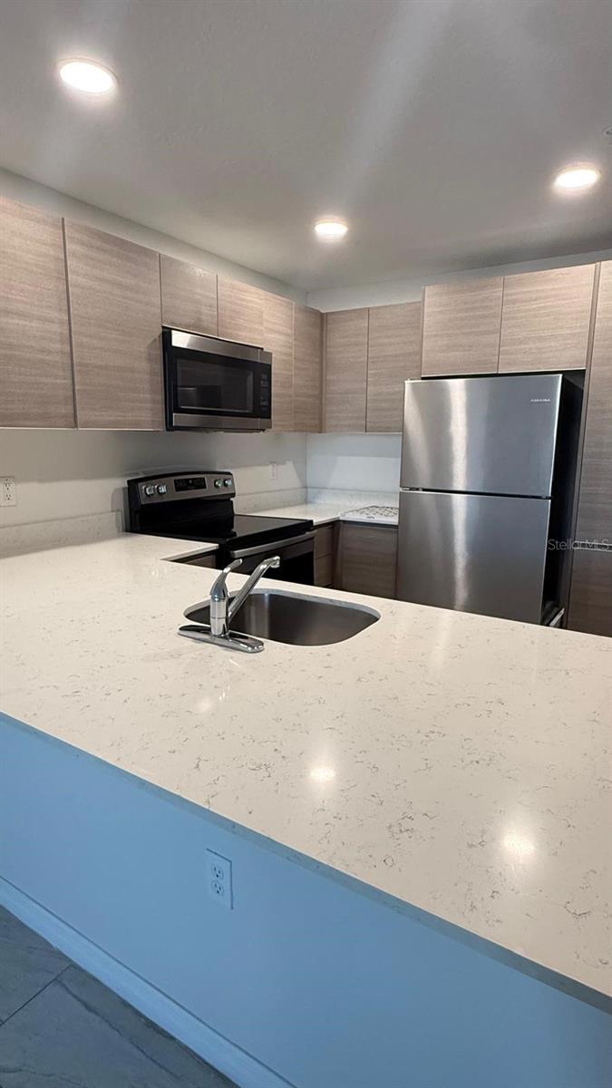 Image 3 of 23 For 751 Isaacville Drive 213