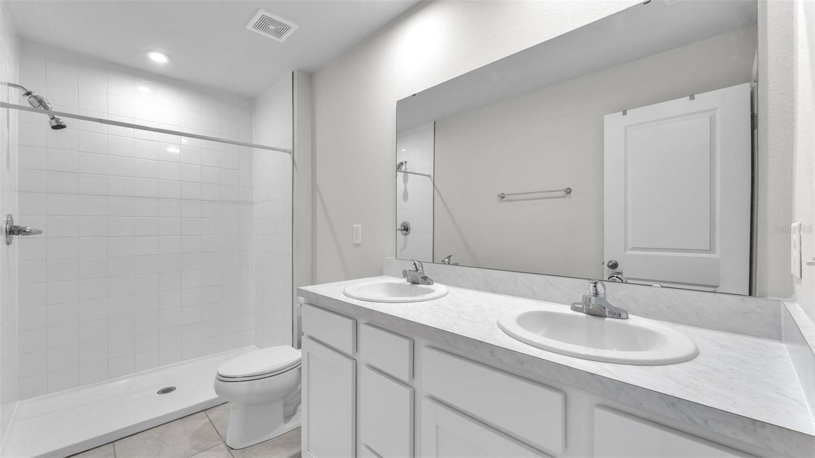 Image 19 of 27 For 1450 Haines Drive