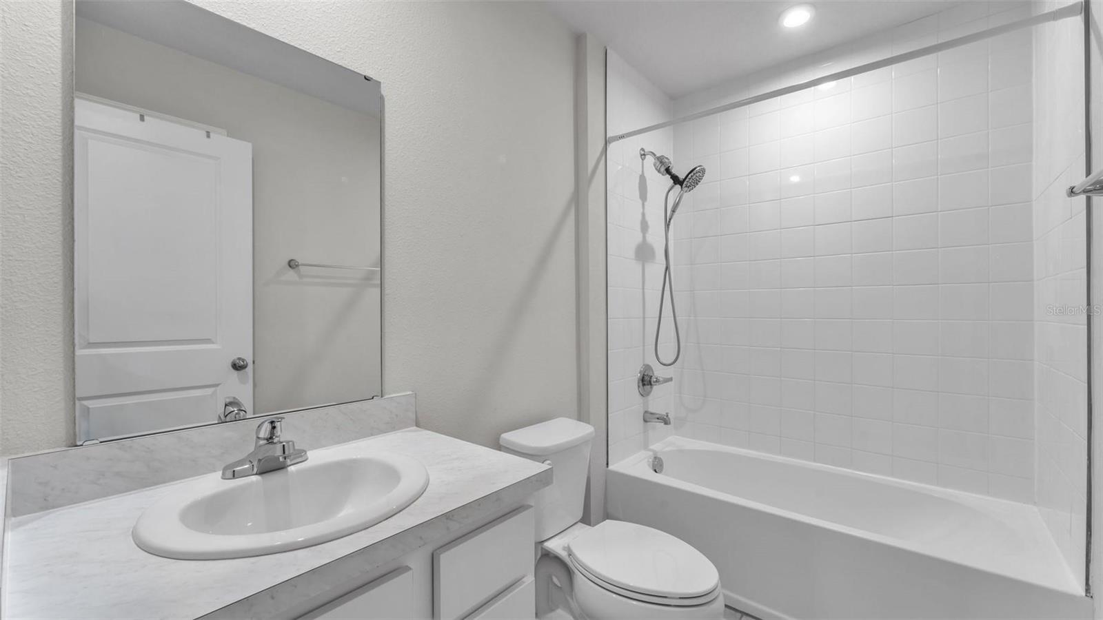 Image 25 of 27 For 1450 Haines Drive