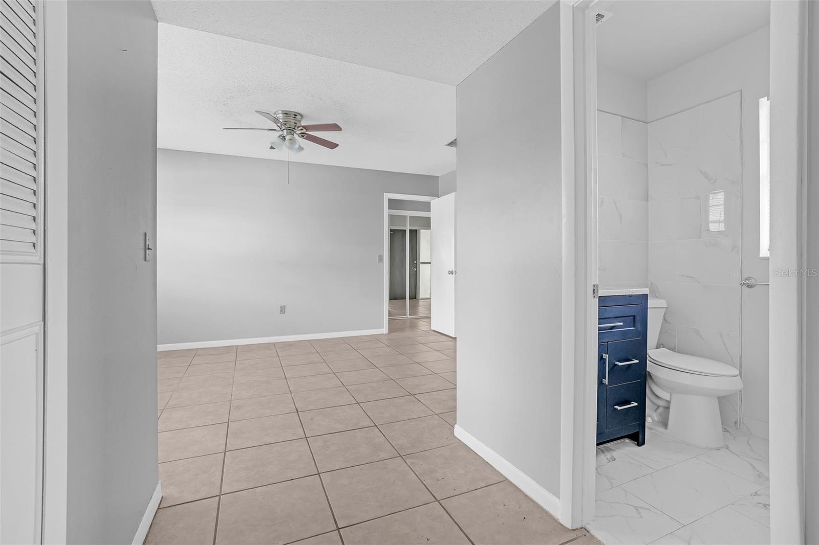 Image 19 of 31 For 621 Ashberry Lane