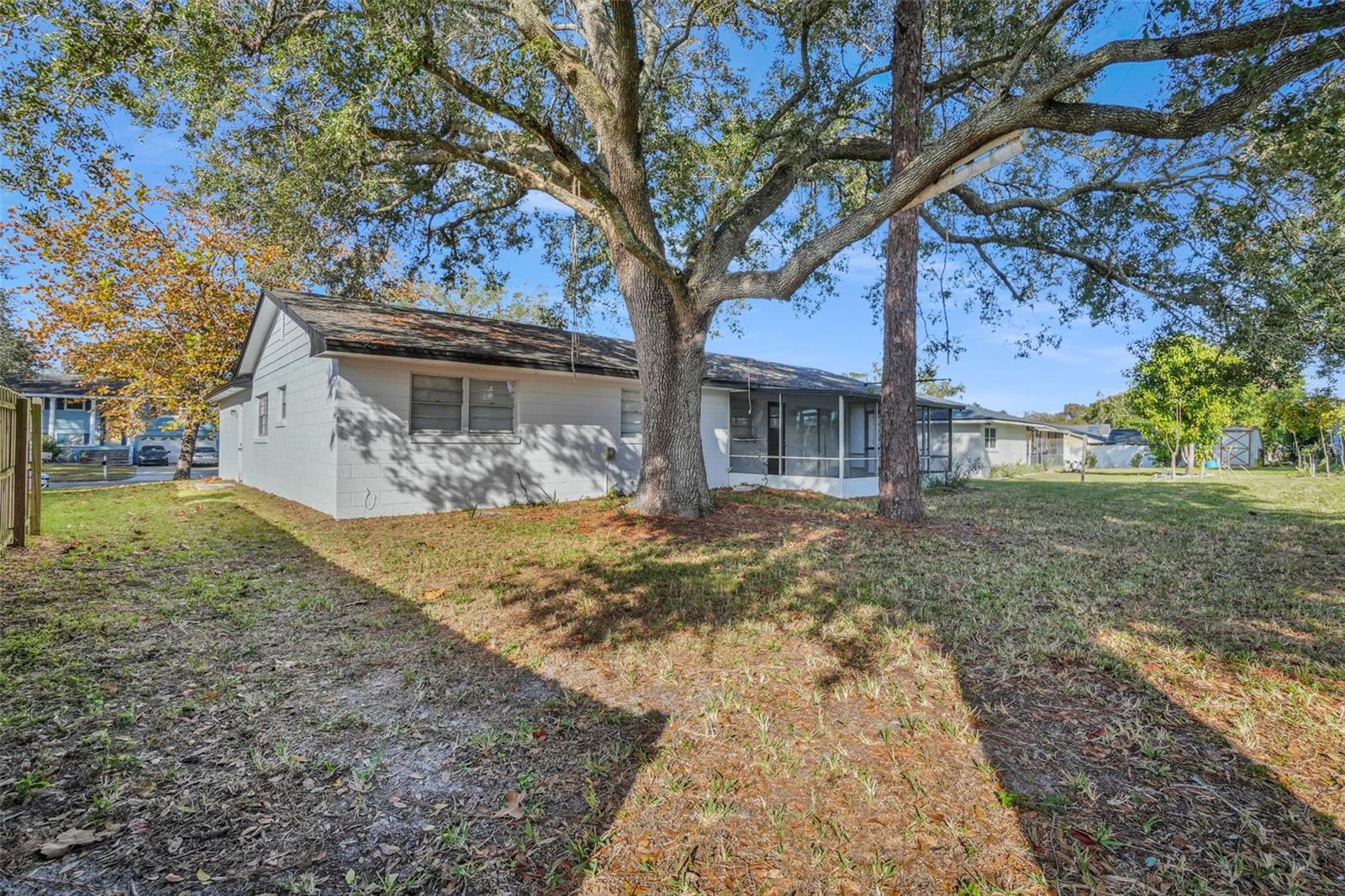 Image 30 of 31 For 621 Ashberry Lane