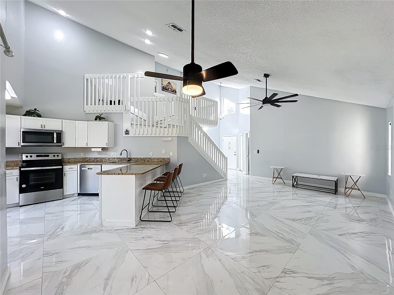 Image 16 of 53 For 622 Anhinga Road