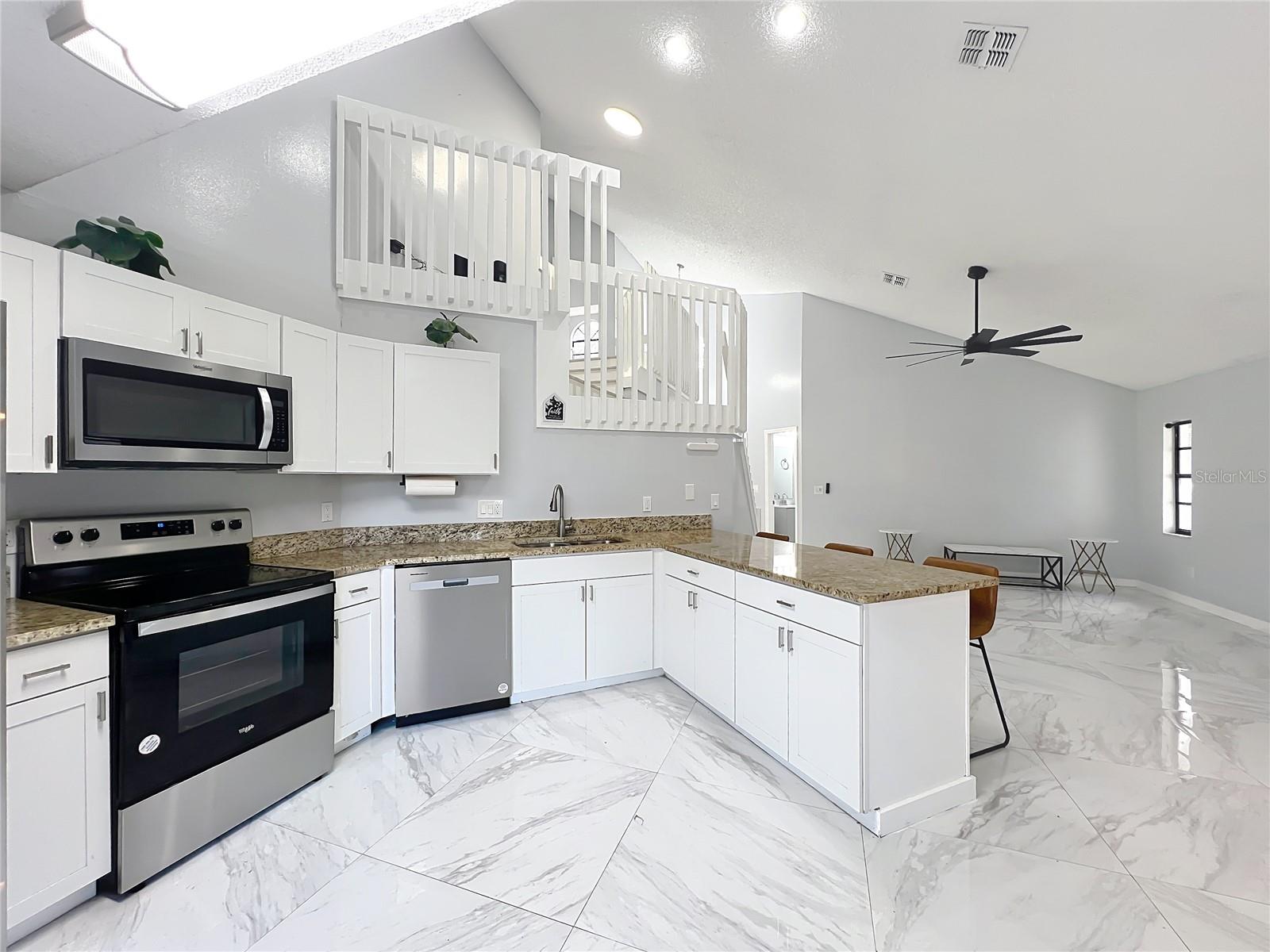 Image 19 of 53 For 622 Anhinga Road