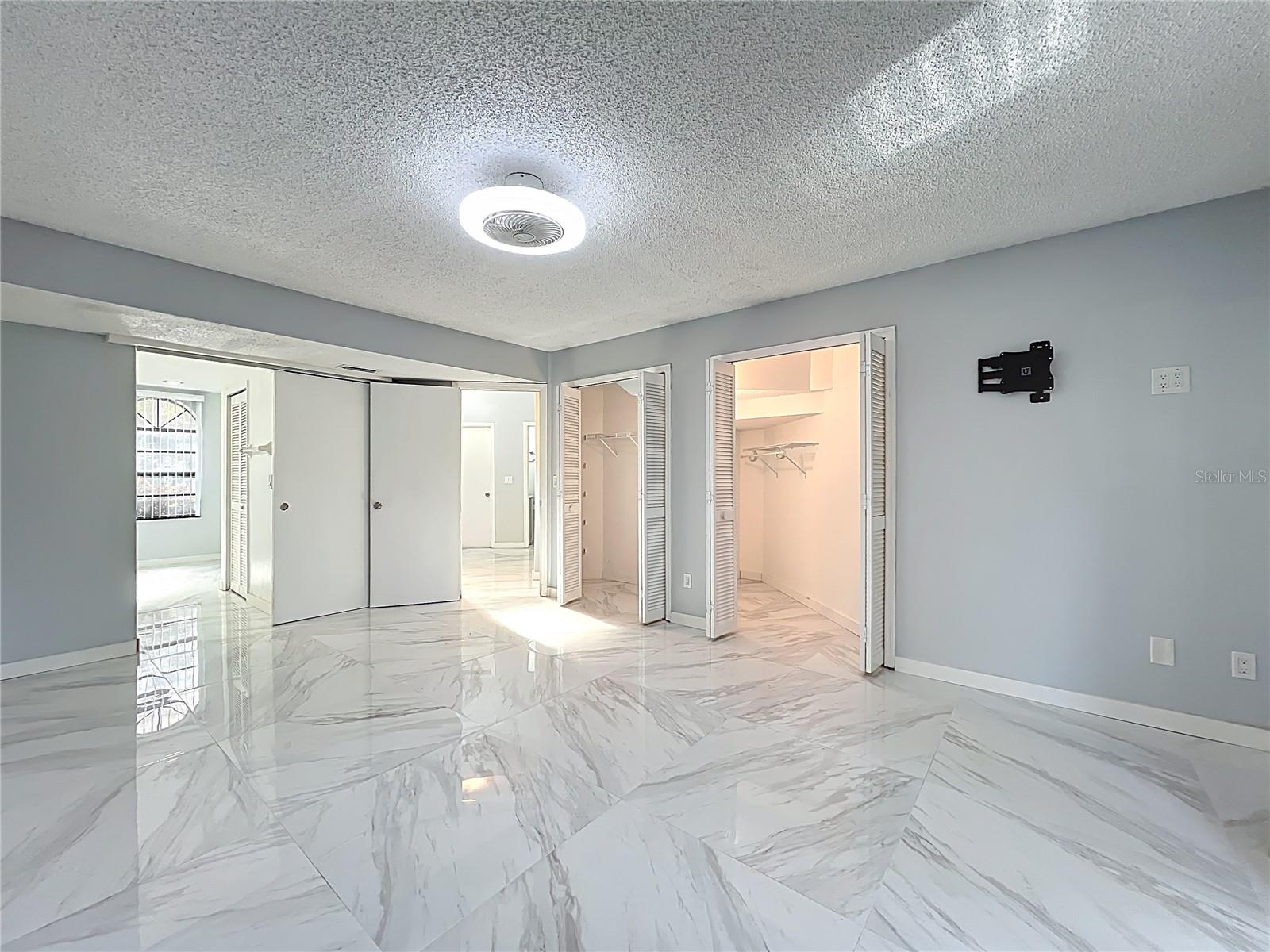 Image 28 of 53 For 622 Anhinga Road