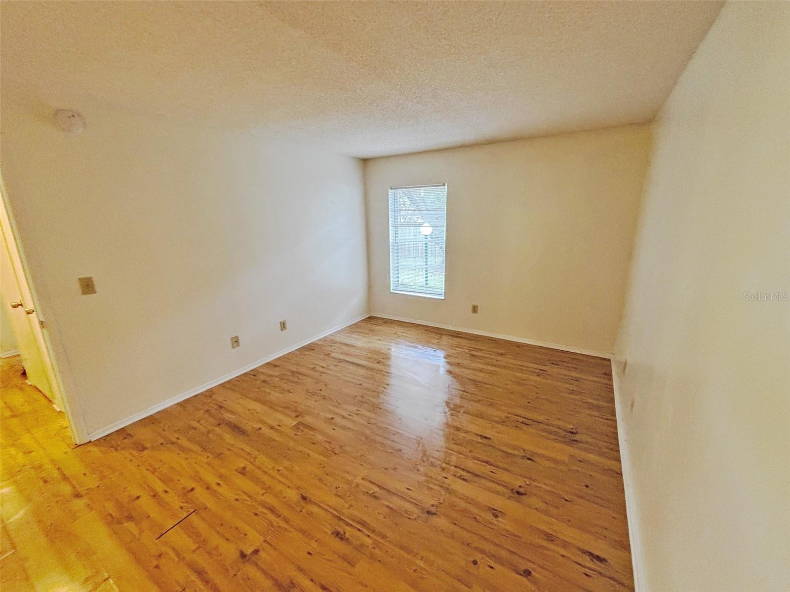 Image 15 of 33 For 4034 Dream Oak Place 104