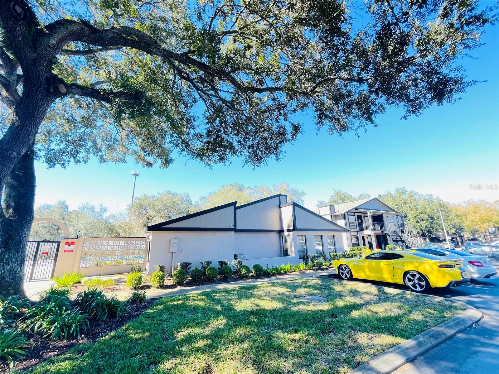 Image 25 of 33 For 4034 Dream Oak Place 104