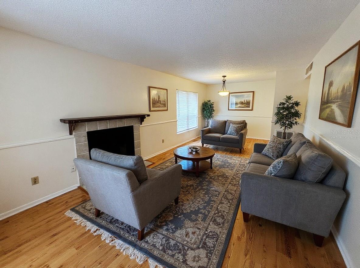 Image 5 of 33 For 4034 Dream Oak Place 104