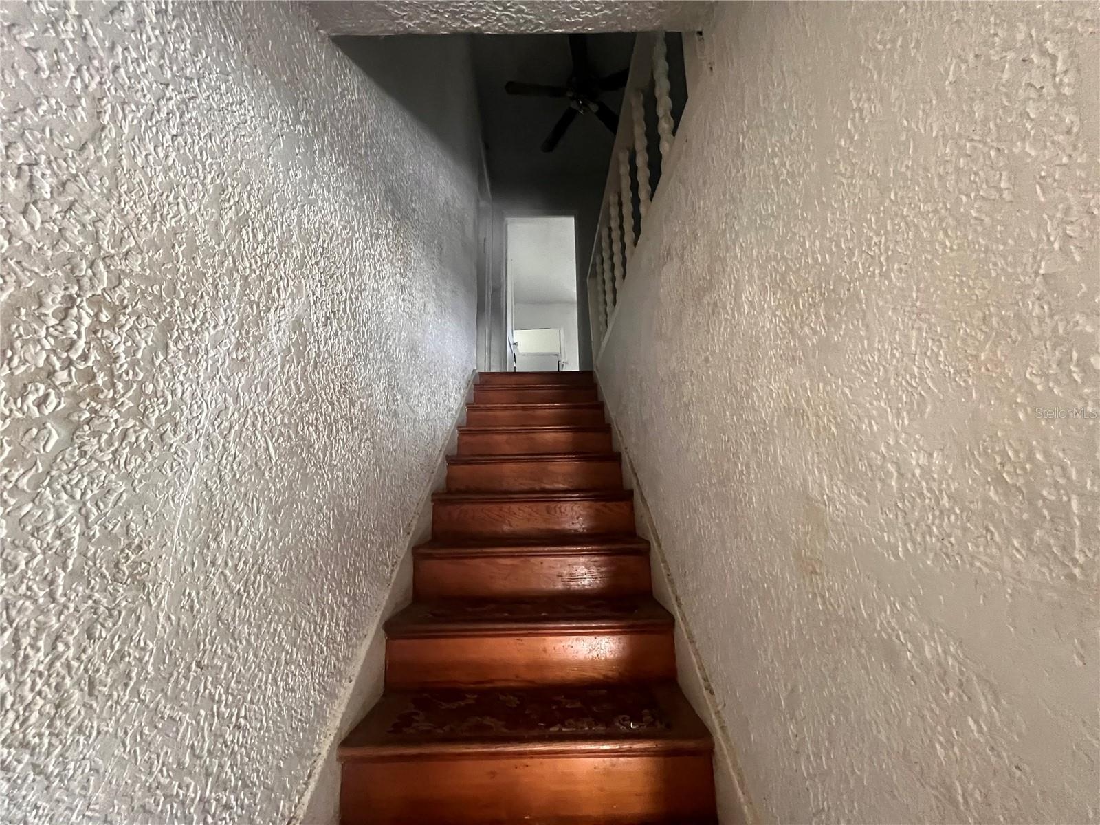 Image 6 of 10 For 19 Pendleton Avenue