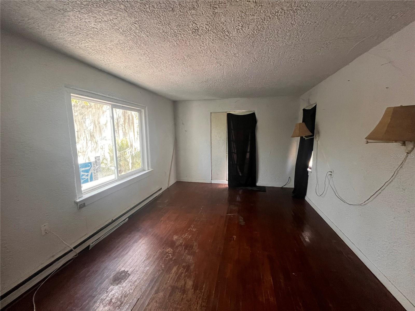 Image 8 of 10 For 19 Pendleton Avenue