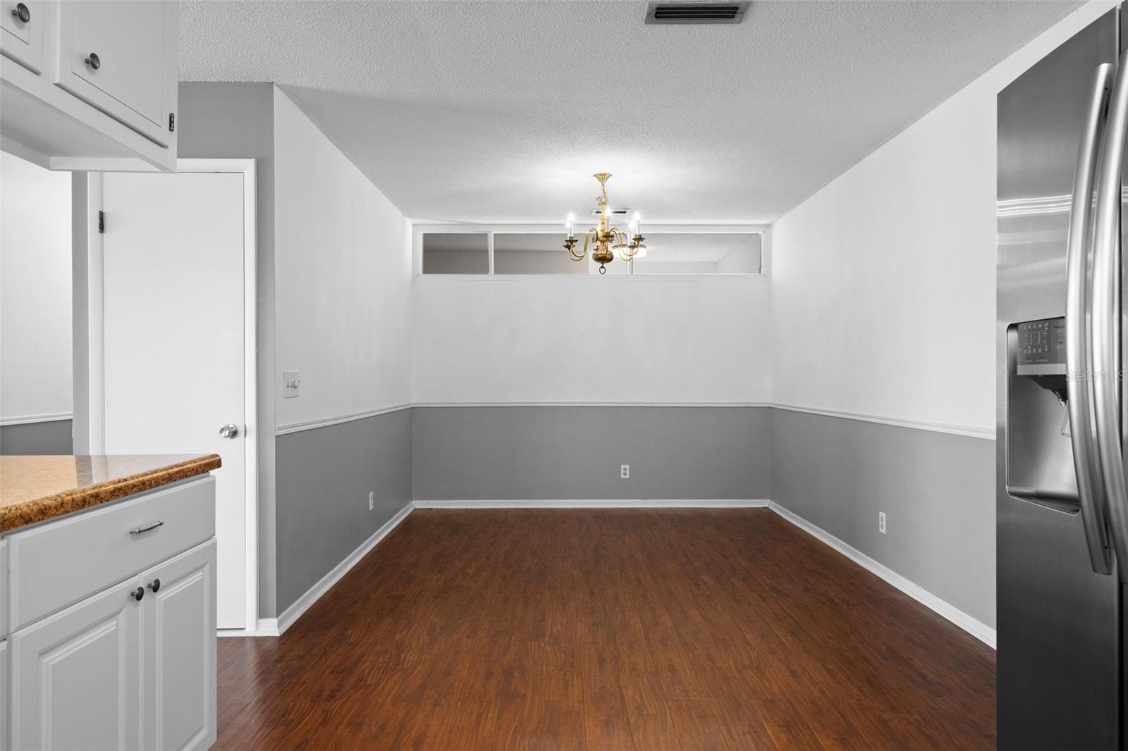 Image 7 of 26 For 2807 Gordon Street N