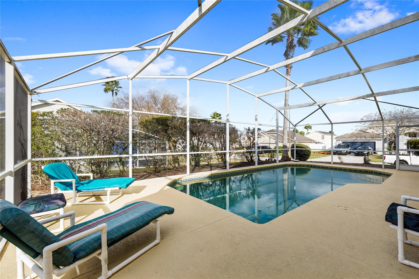 Image 30 of 38 For 235 Ballyshannon Drive